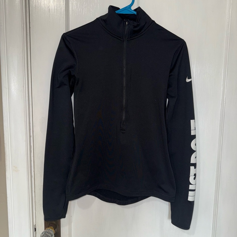 Nike Pro black women’s quarter zip | S